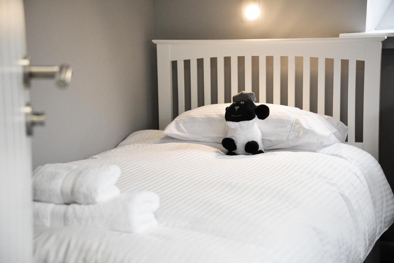 5 Glenconon Bed And Breakfast 乌伊格 外观 照片