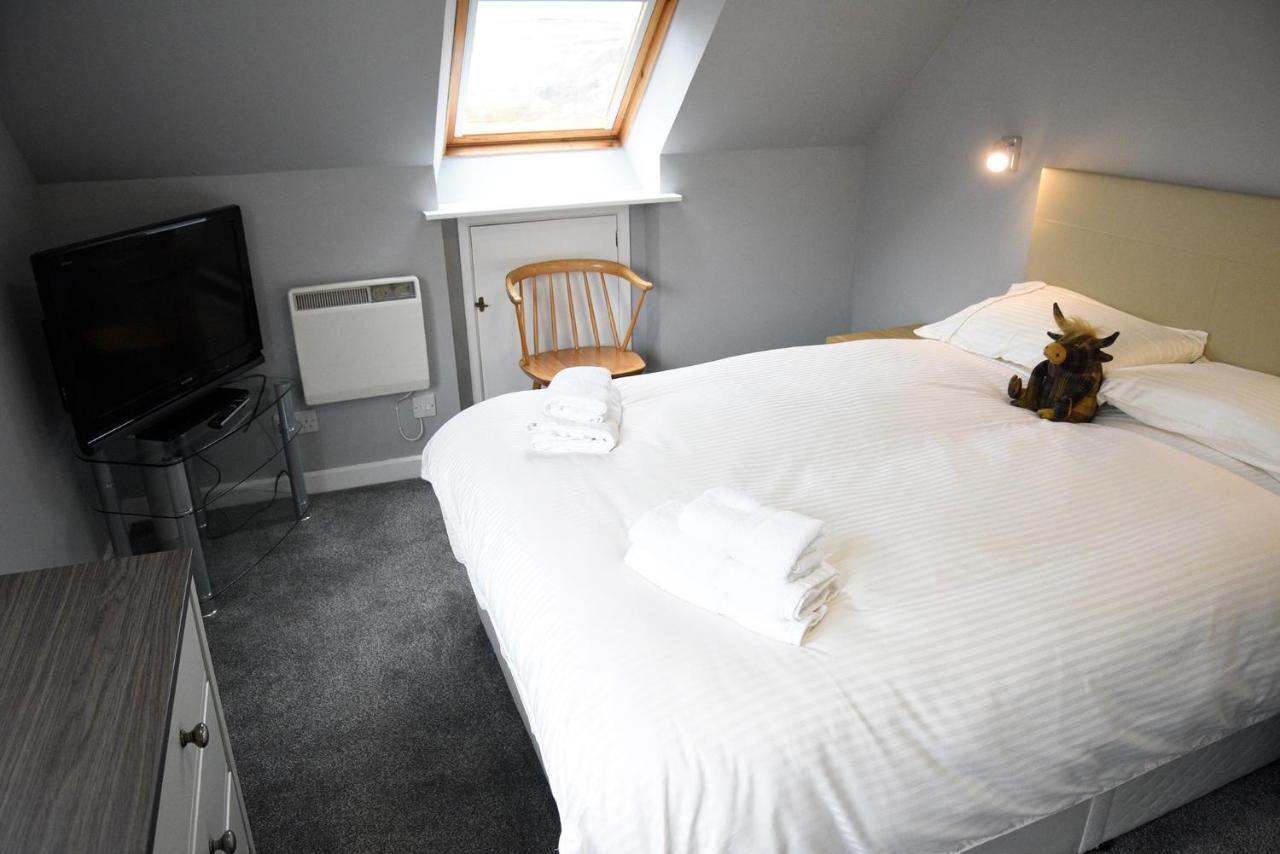 5 Glenconon Bed And Breakfast 乌伊格 外观 照片