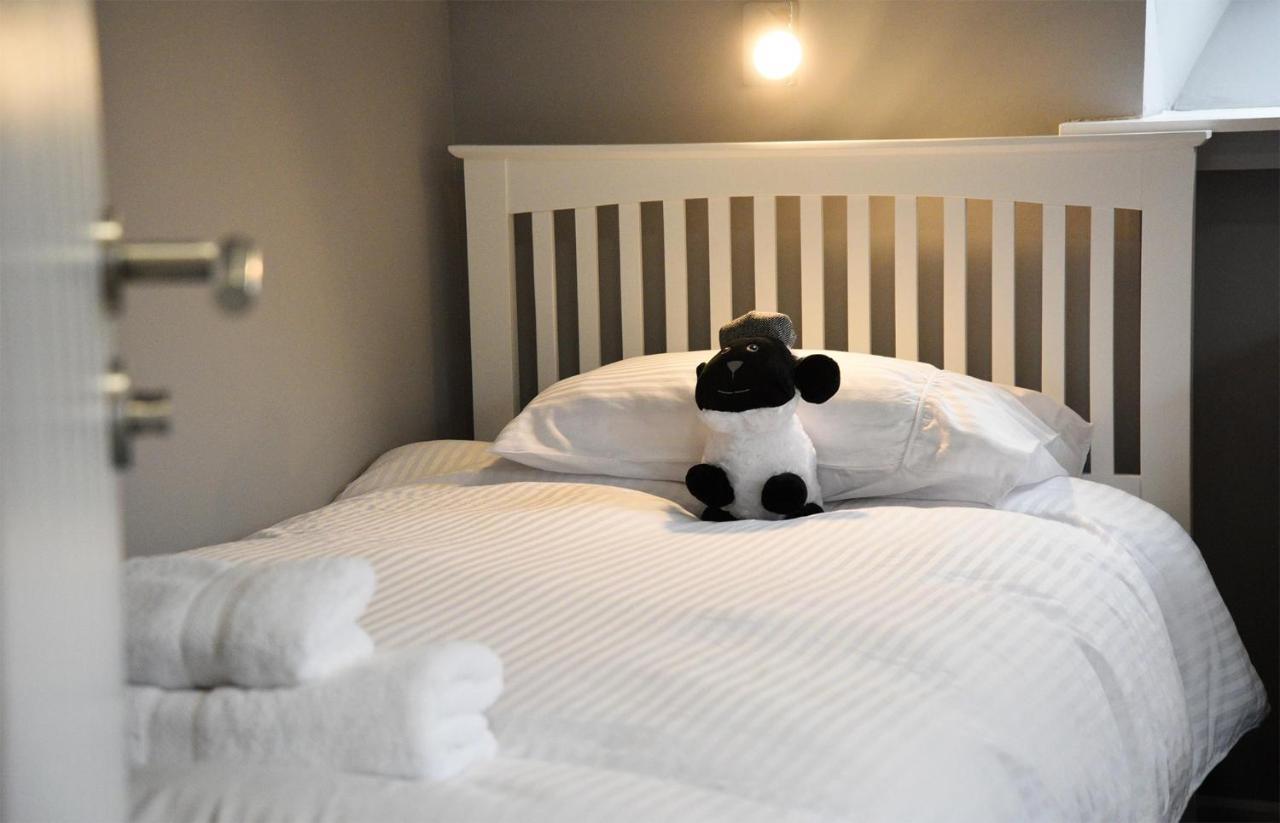 5 Glenconon Bed And Breakfast 乌伊格 外观 照片