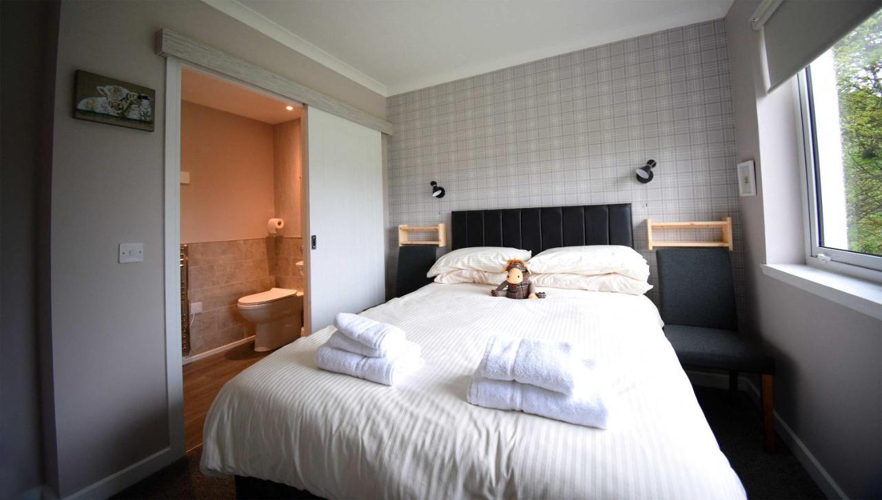 5 Glenconon Bed And Breakfast 乌伊格 外观 照片
