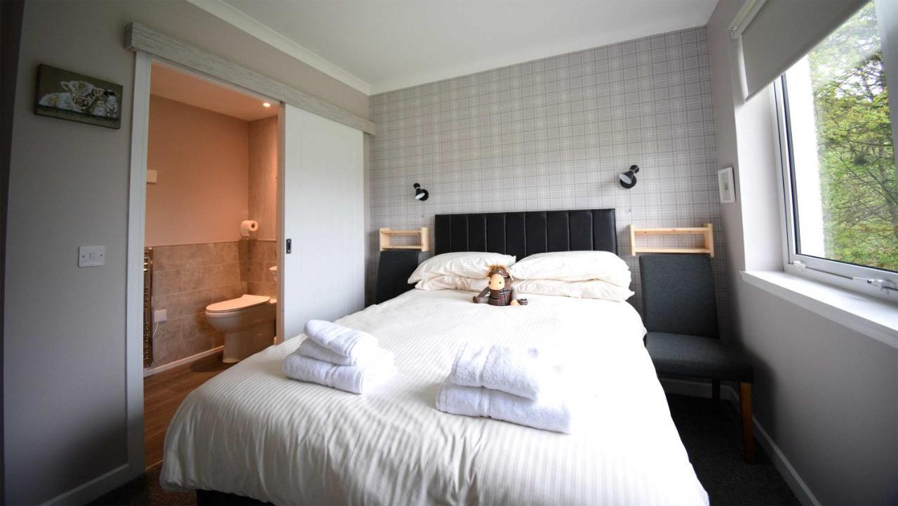 5 Glenconon Bed And Breakfast 乌伊格 外观 照片